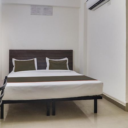 Collection O Sbr Kondapur Near Rto Office Hotel Hyderabad Bagian luar foto